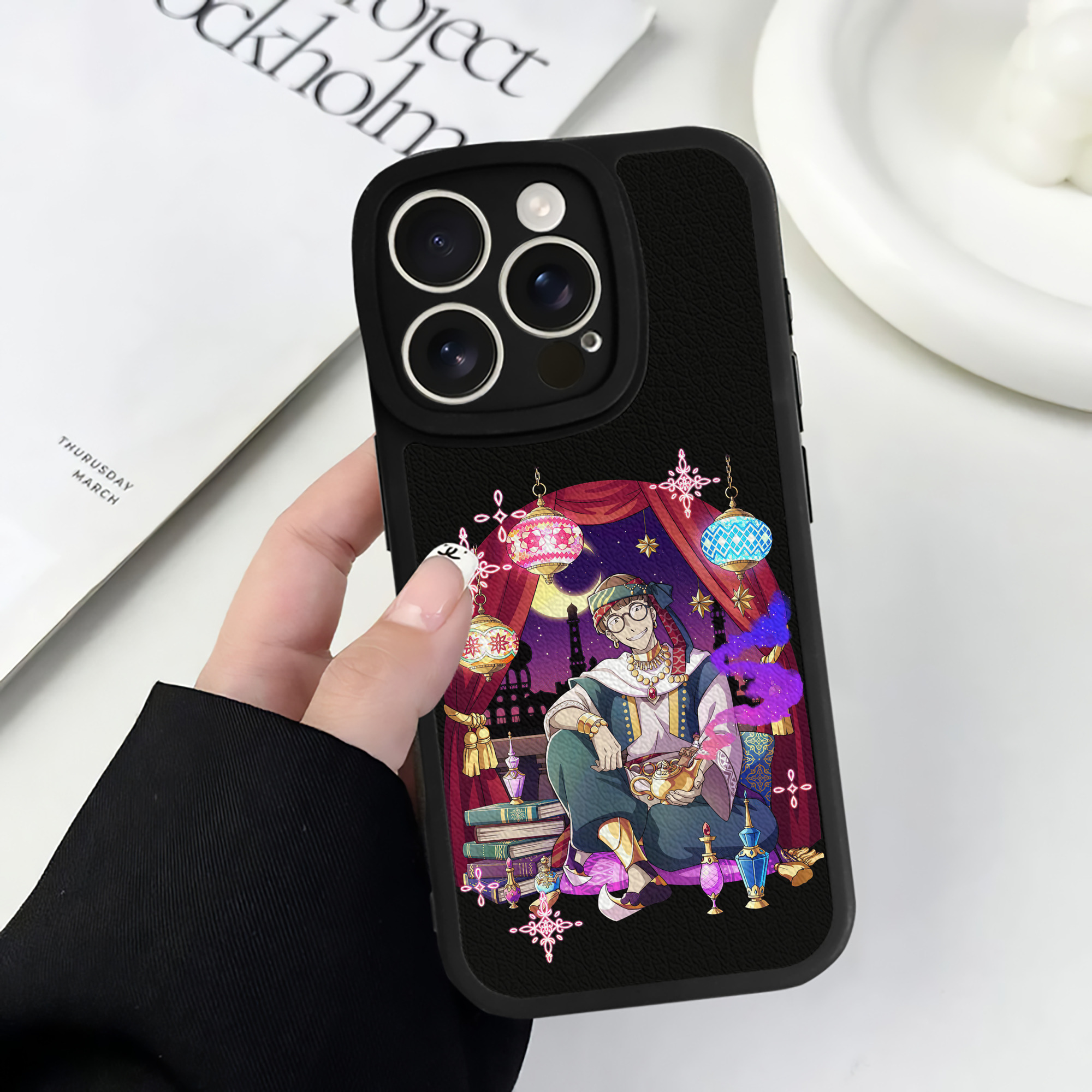 （画像用） 文豪ストレイドッグス Bungo Stray Dogs 【iPhone 16シリーズ対応】シリコンスマホケース（レザー調） 材質：シリコン